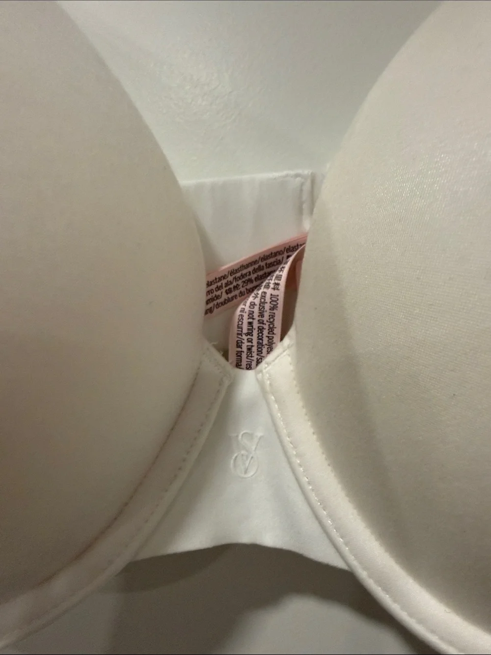 Victoria's Secret Smooth Molded T-Shirt Bra 36DD Push Up NWT